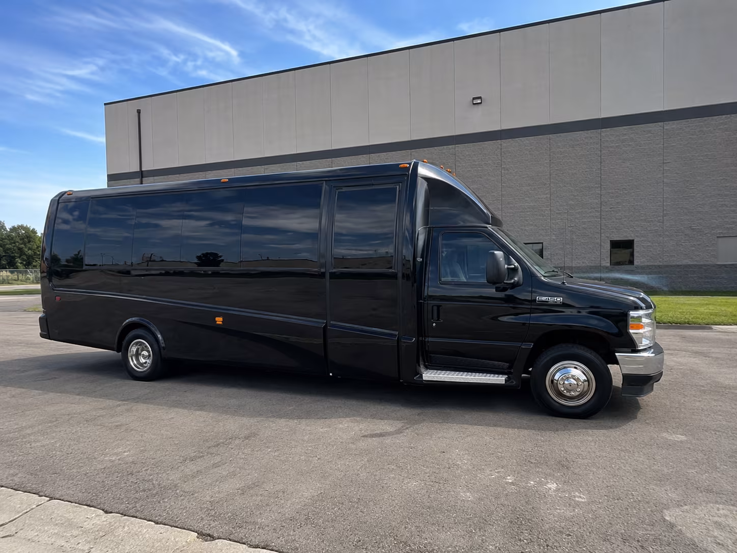 buses for concerts at toyota pavilion at concord and east bay venues