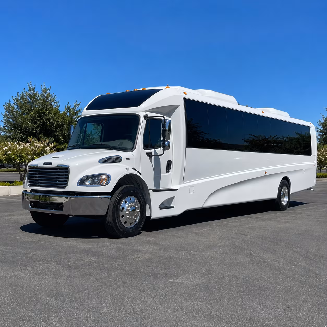 sunnyvale 28 passenger minibus
